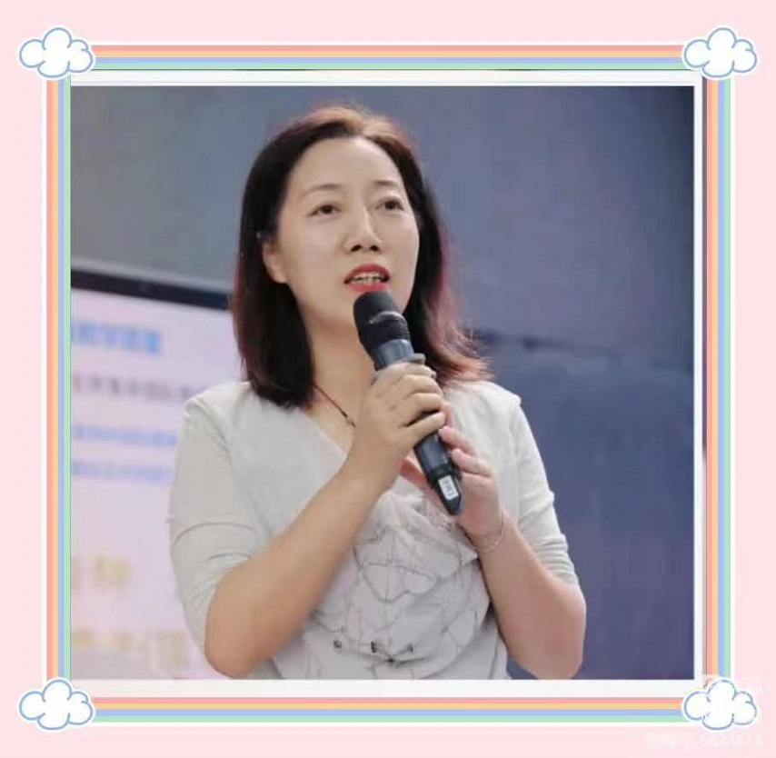 培训重实效，教案提质量――欧乐影院
全体教师参加《如何撰写规范实用的教案》专题培训活动