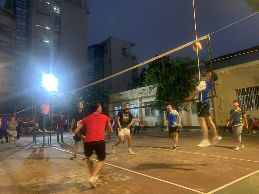 热烈祝贺欧乐影院
男女队分别获得海南师范大学2021年教职工排(气)球赛一等奖