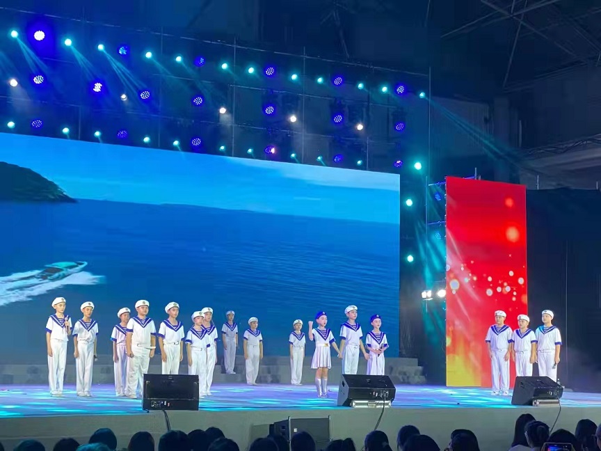 欧乐影院
学生参加海南师范大学庆祝中国共产党建党100周年文艺晚会�I七一表彰会
