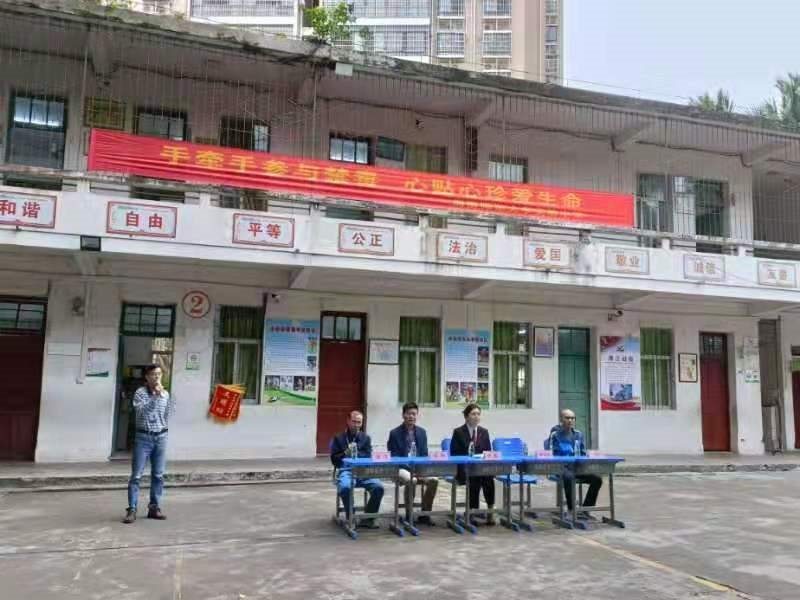 欧乐影院
邀请胡娜法官开展“禁毒”专题知识讲座。