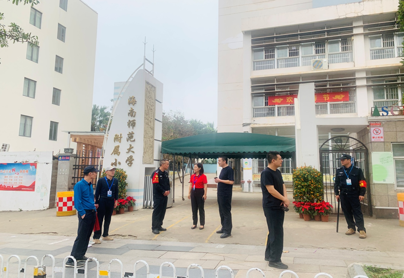 琼山区忠介派出所许健一行到 欧乐影院
进行安全检查指导工作