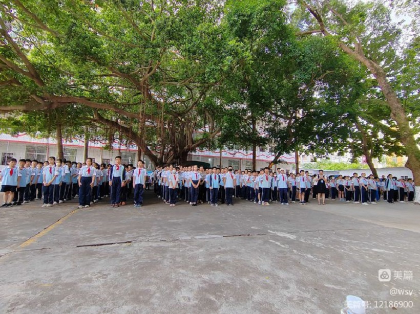 欧乐影院
举行“护苗行动”――预防学生欺凌教育专题讲座